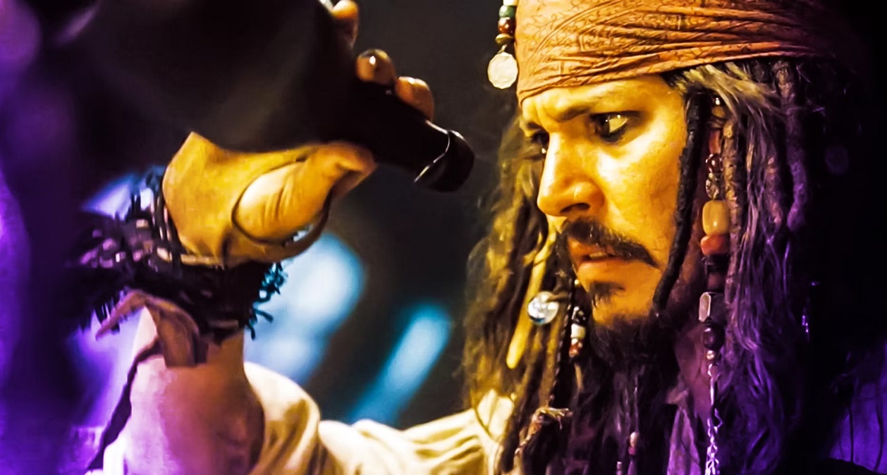 Джонні Депп готує для своїх прихильників “алкогольний” сюрприз