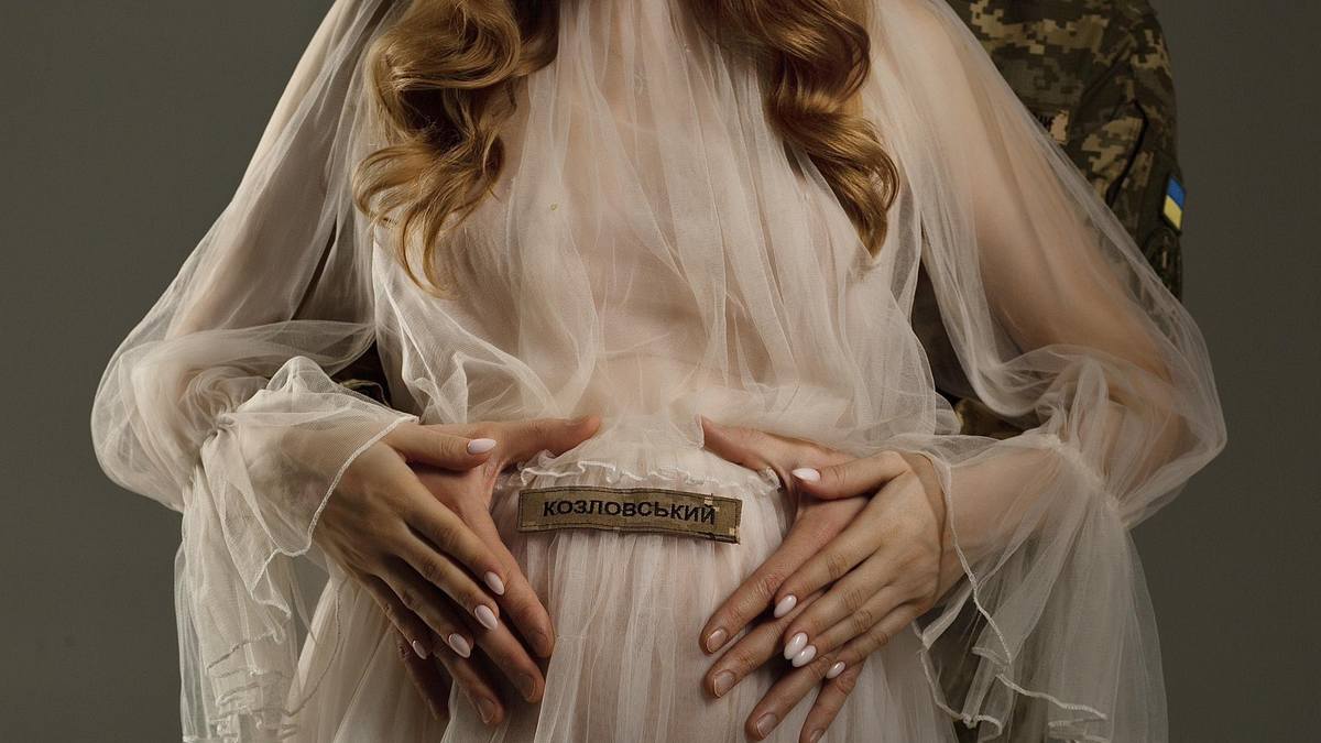 Співак Віталій Козловський незабаром стане батьком