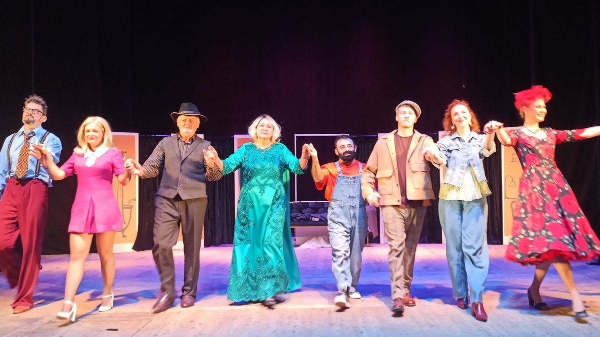 Зірки українського кіно показали в Кам’янському комедію “Гранд Прем’єра або Зіркові Пристрасті”