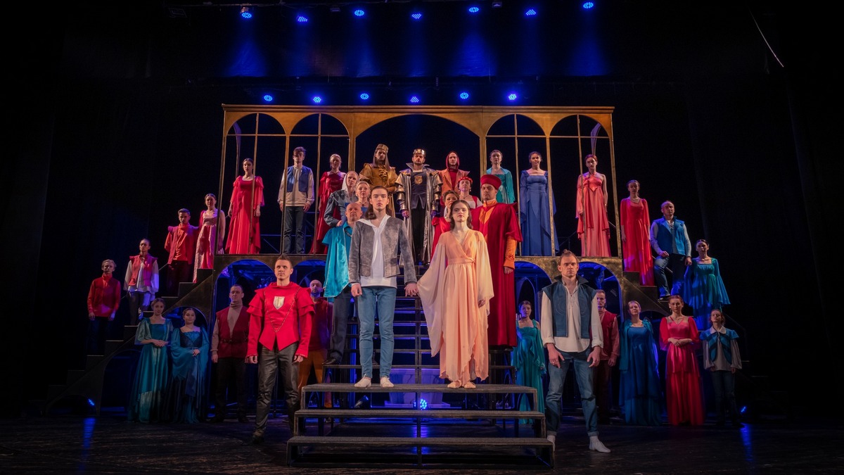 Главное событие культурной жизни этой недели в Каменском — премьера спектакля «Ромео и Джульетта»
