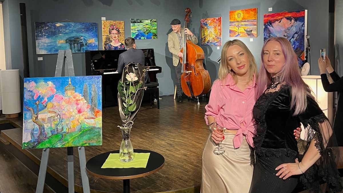 Персональна виставка художниці з Дніпра Наталії Ятел відкрилася у Швейцарії