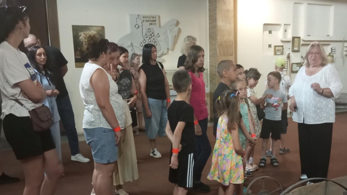 Музей історії Кам’янського провів захід до Дня Конституції для родин захисників та ВПО