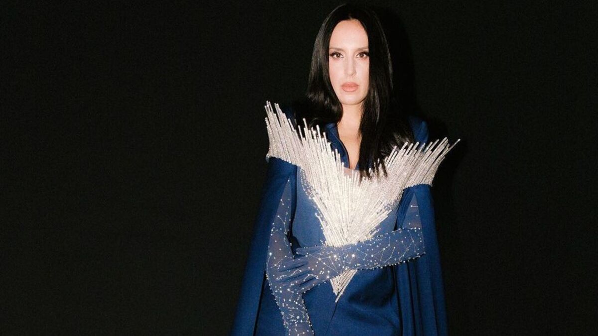 Російські загарбники цинічно конфіскували власність Джамали в Криму