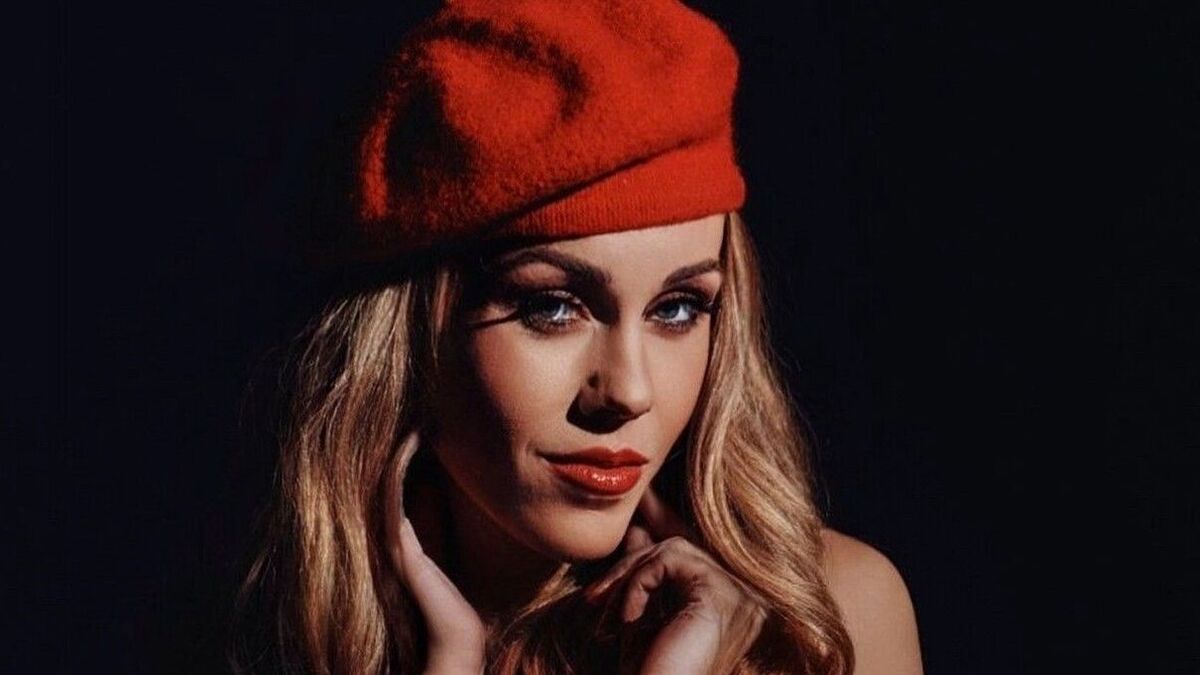 Українська співачка Олена Тополя презентувала нову пісню