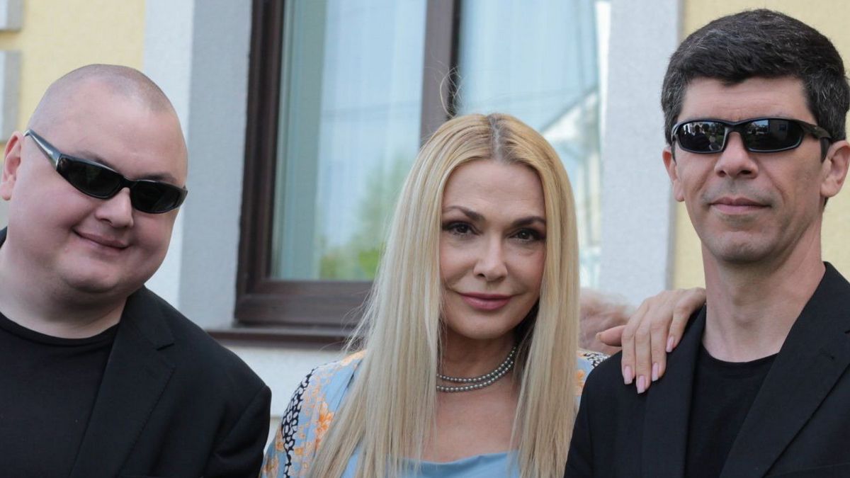 Ольга Сумська зіграє головну злодійку у третьому сезоні серіалу “Скажені сусіди”