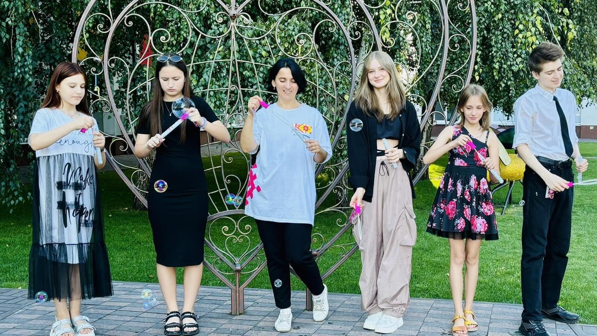 У Кам’янському триває арт-терапія: мистецькі школи об’єднують містян через творчість