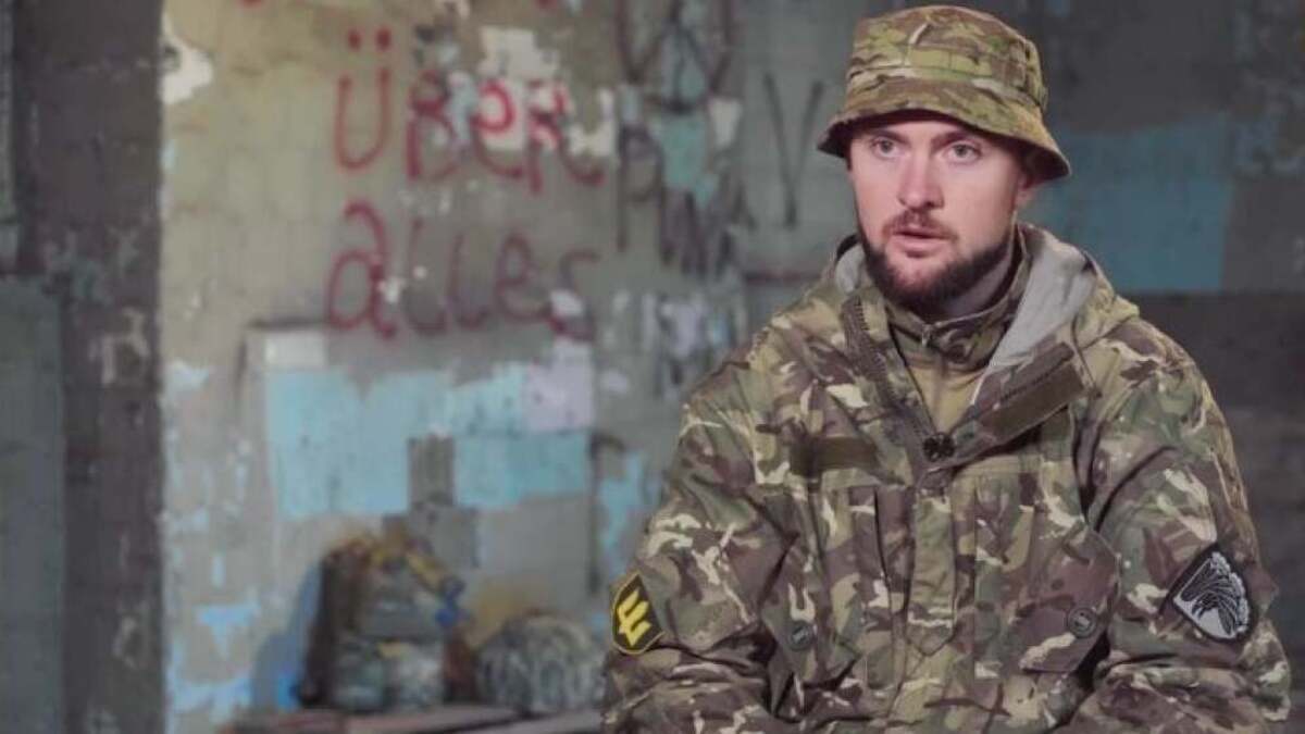 Військовий та репер YARMAK отримав почесну відзнаку “Золотий хрест” від головнокомандувача ЗСУ