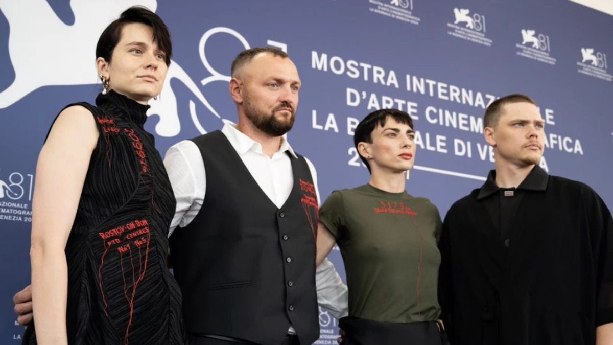 На протезах по червоній доріжці: українці нагадали про російську агресію на Венеційському кінофестивалі
