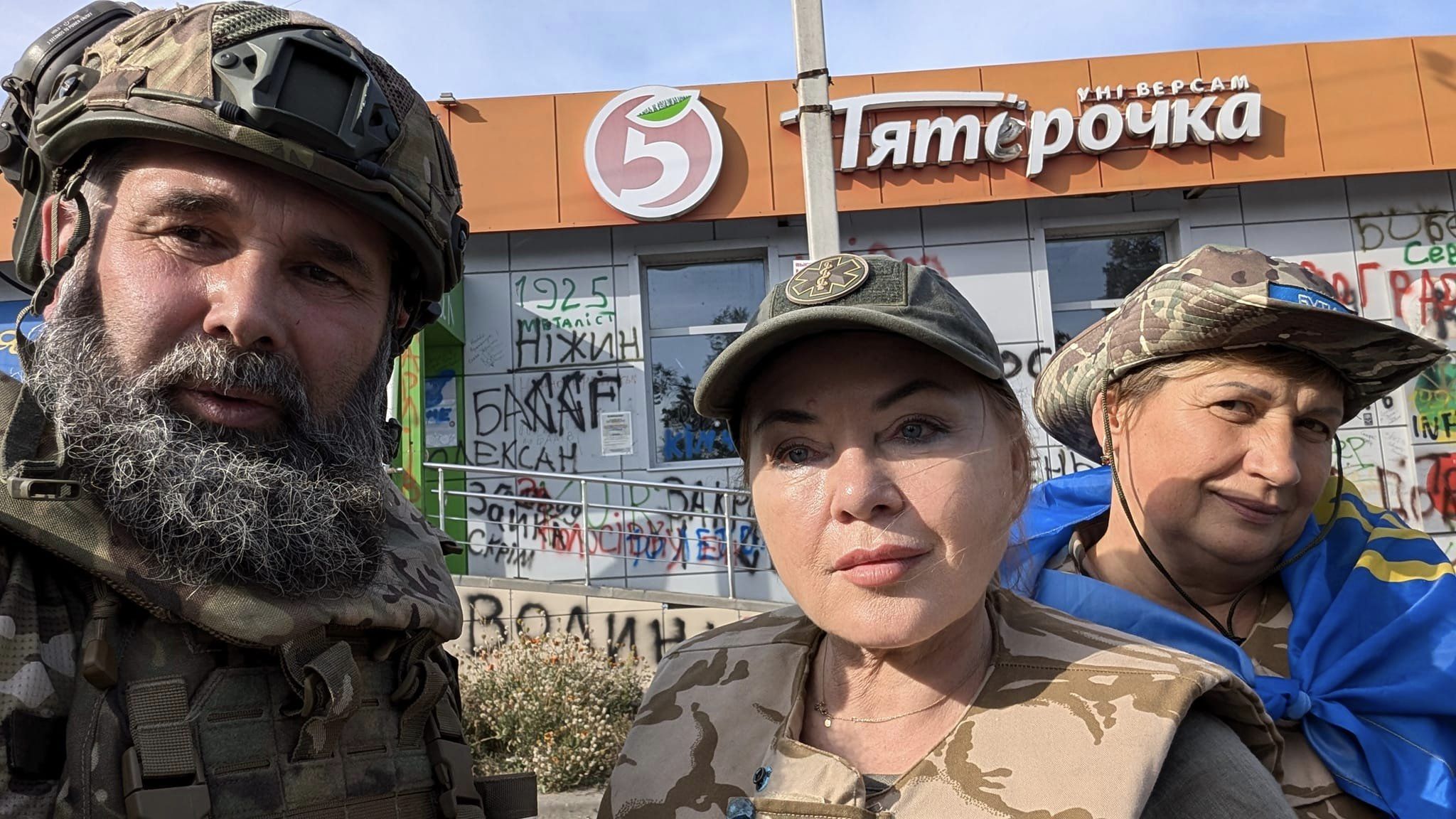 Оксана Білозір виступила перед українськими воїнами у Курській області