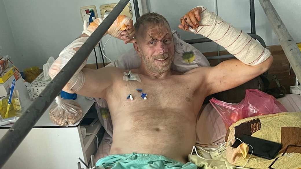 Актер и воин Андрей Валенский выздоравливает после полученного на фронте тяжелого ранения