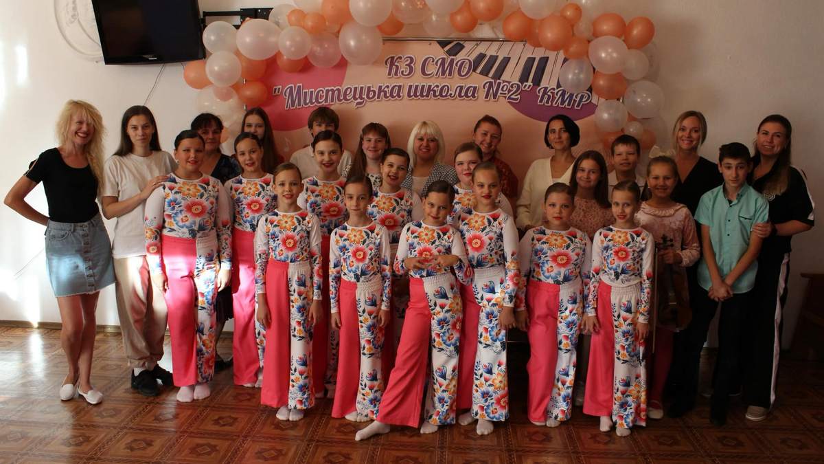 В мистецькій школі №2 Кам’янського відбувся святковий концерт, присвячений всеукраїнському Дню позашкілля (фото)