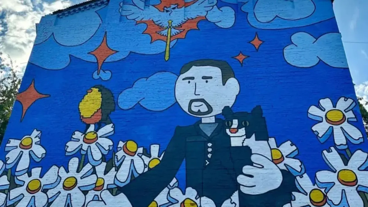 Київ прикрасив новий мурал із начальником ГУР Будановим та котом на ромашковому полі
