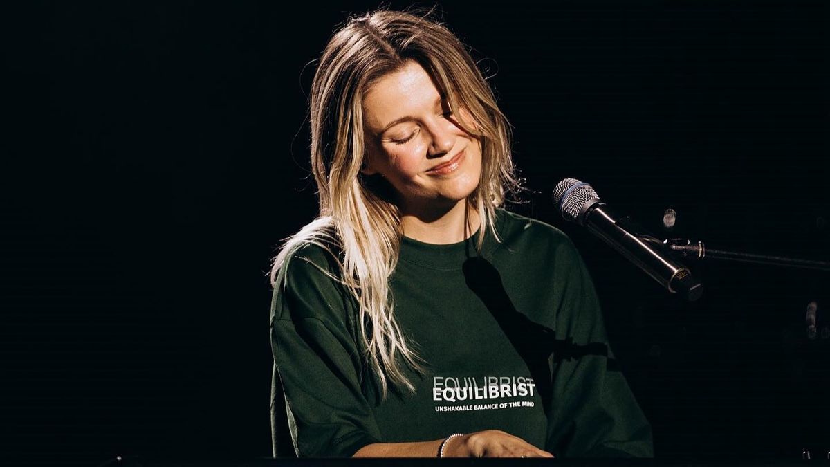 KOLA оголосила збір на підтримку армії в день народження разом із релізом пісні “Титанік”