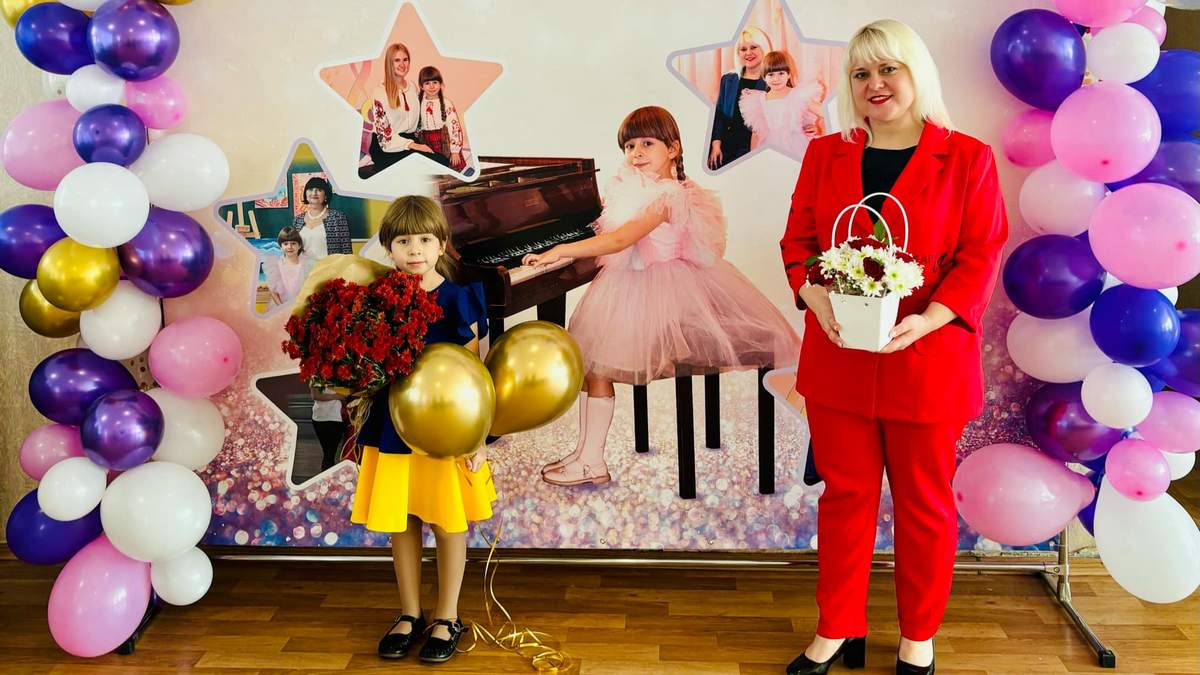 На честь Дня працівників освіти в Мистецькій школі №2 відбувся концерт юної піаністки Мар’яни Бурнази