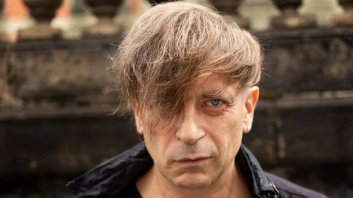 Соліст гурту “Бі-2”  Льова у день народження путіна побажав йому скоріше згинути