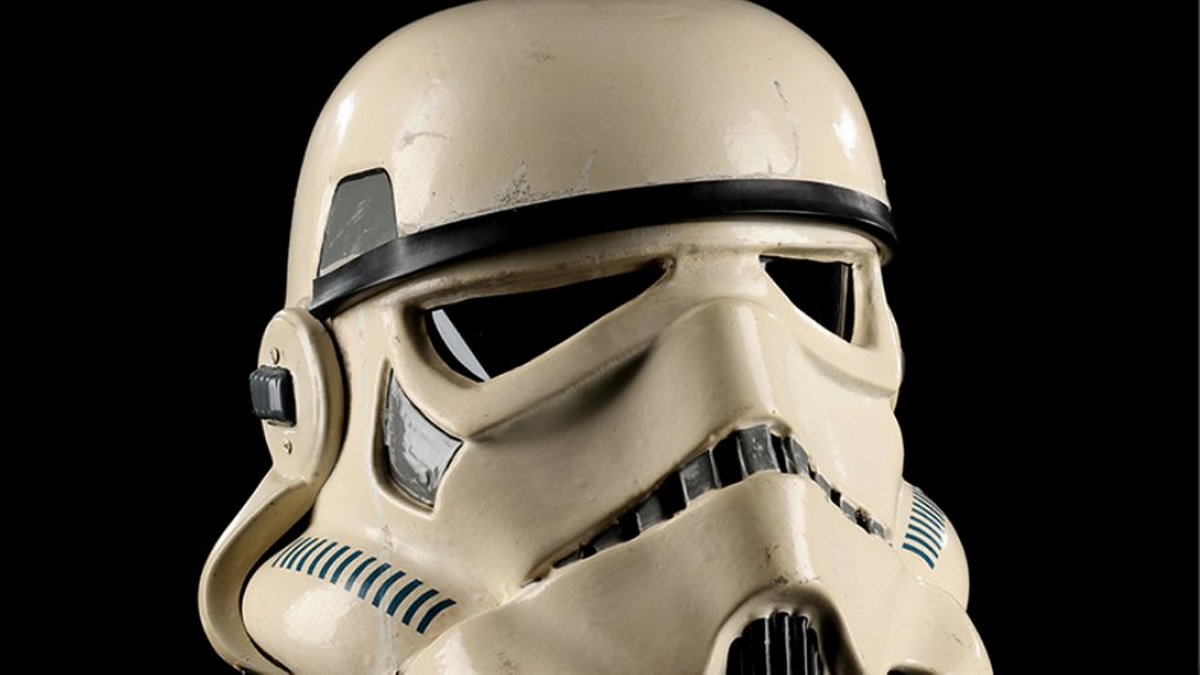 Реквізит із “Зоряних воєн” та інших культових фільмів виставлять на продаж на аукціоні в Лондоні.