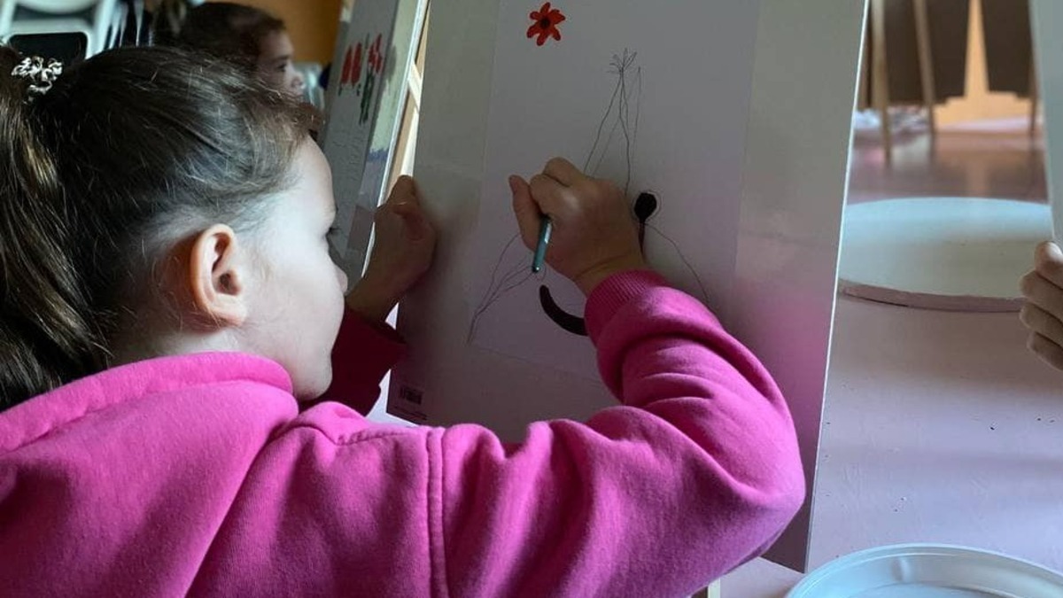 Юні таланти Кам’янського: творчий майстер-клас із Анастасією Сокол