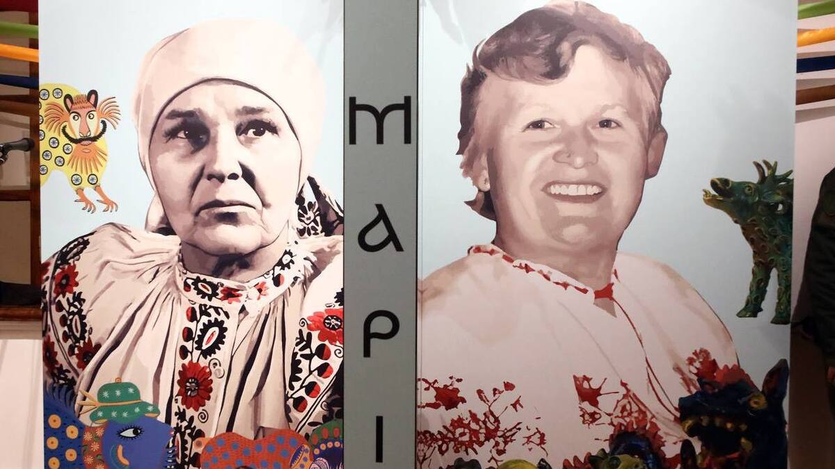 Мистецтво, що говорить душею: у Києві відкрилася виставка Марії Примаченко та Марії Галушко