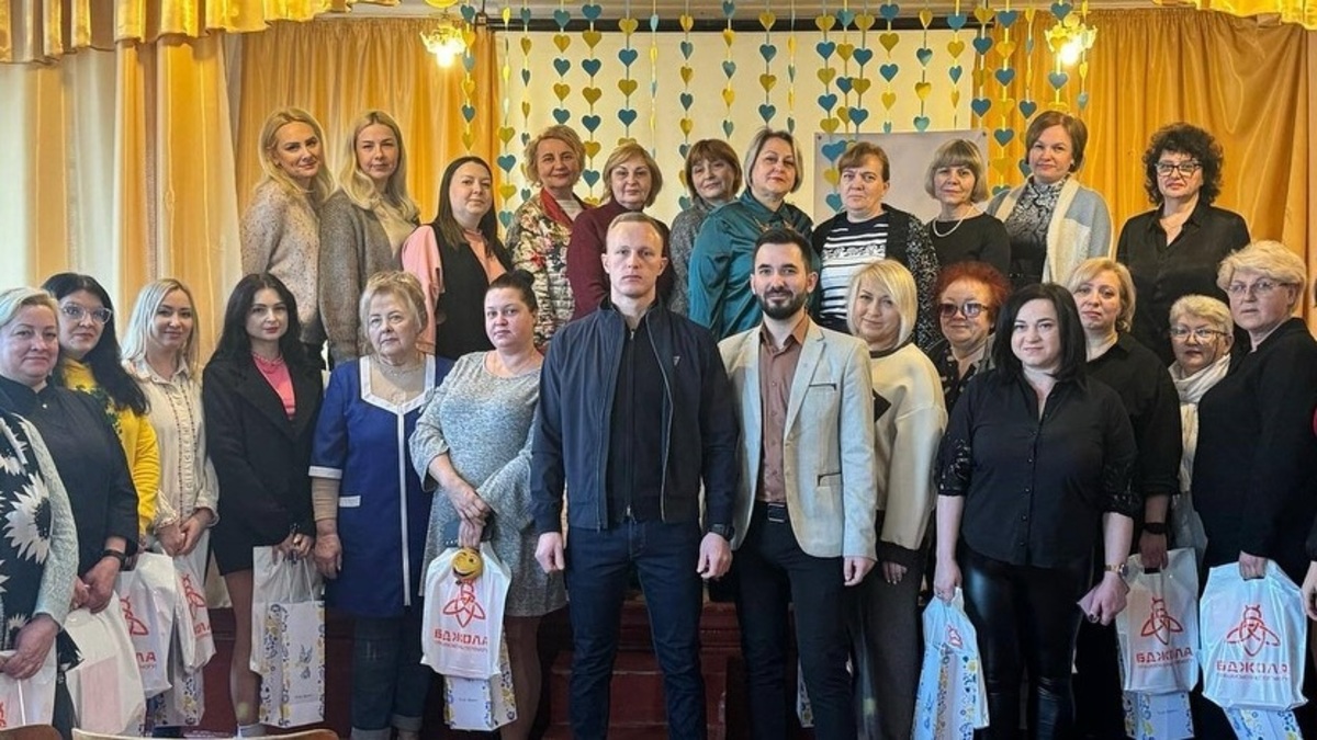 Святкові урочистості у ліцеї №5: вшанування жінок, які формують майбутнє