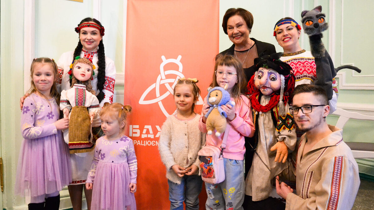 Магія ляльок ожила на сцені: у Кам’янському відсвяткували Міжнародний день лялькаря