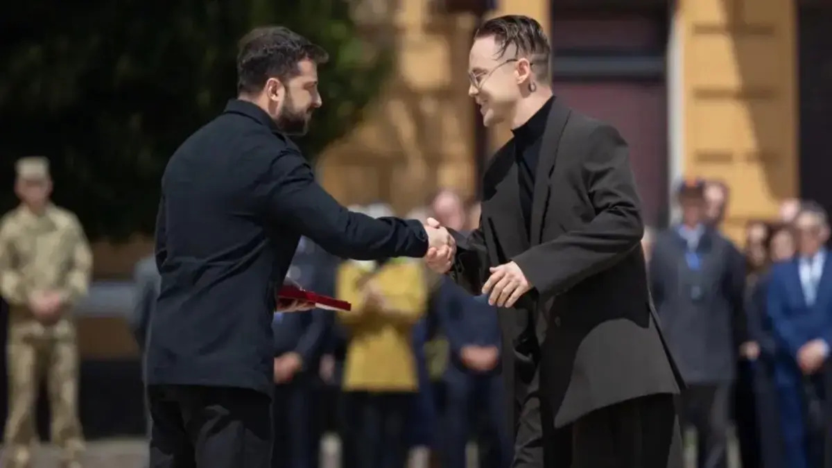 Артем Пивоваров став заслуженим артистом України у свій день народження