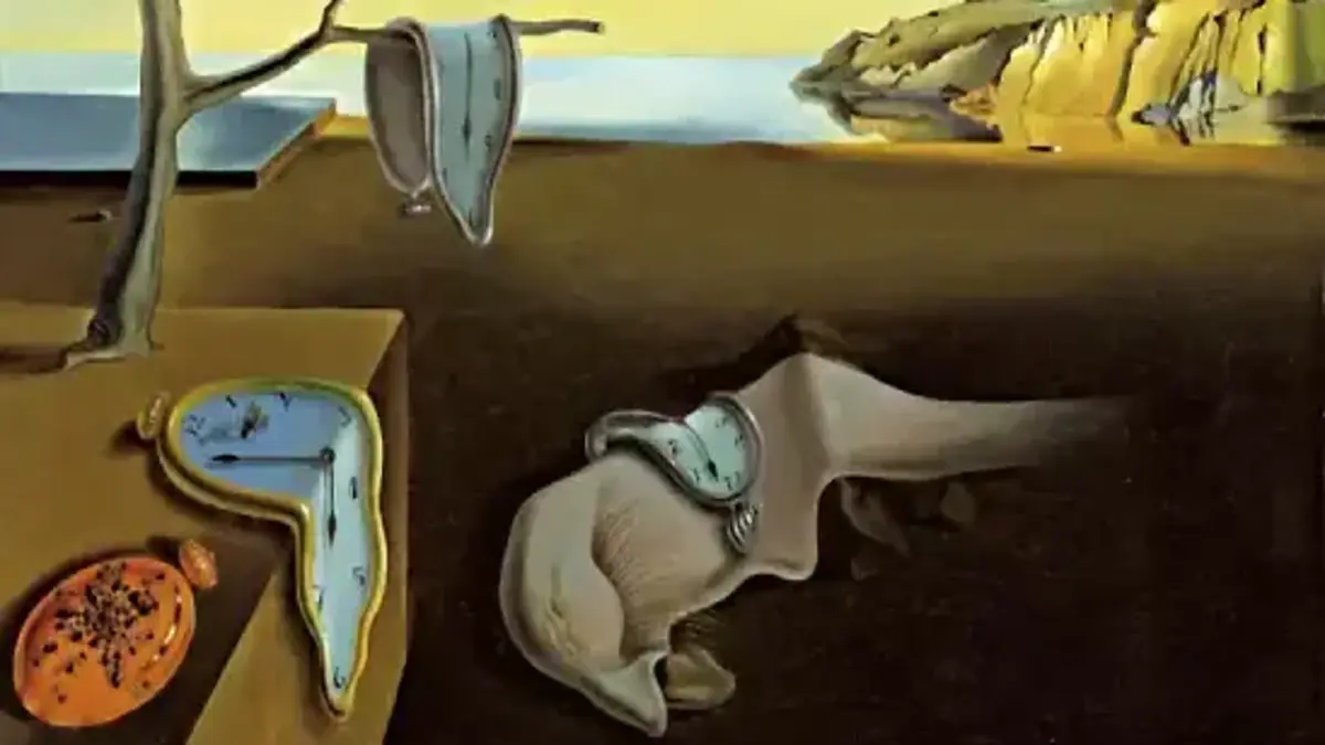 Дніпро у дивному стилі Далі