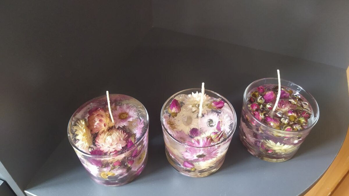 Декоративні свічки своїми руками виготовляли у бібліотеці на Шевченка