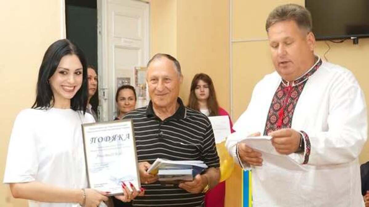 В Дніпрі відзначили юну поетесу Анастасію Бєгаль