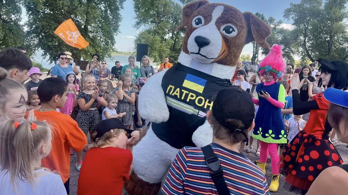 “Літні пригоди” на набережній Дніпробуду: справжнє свято дитинства від ГО “Бджола”