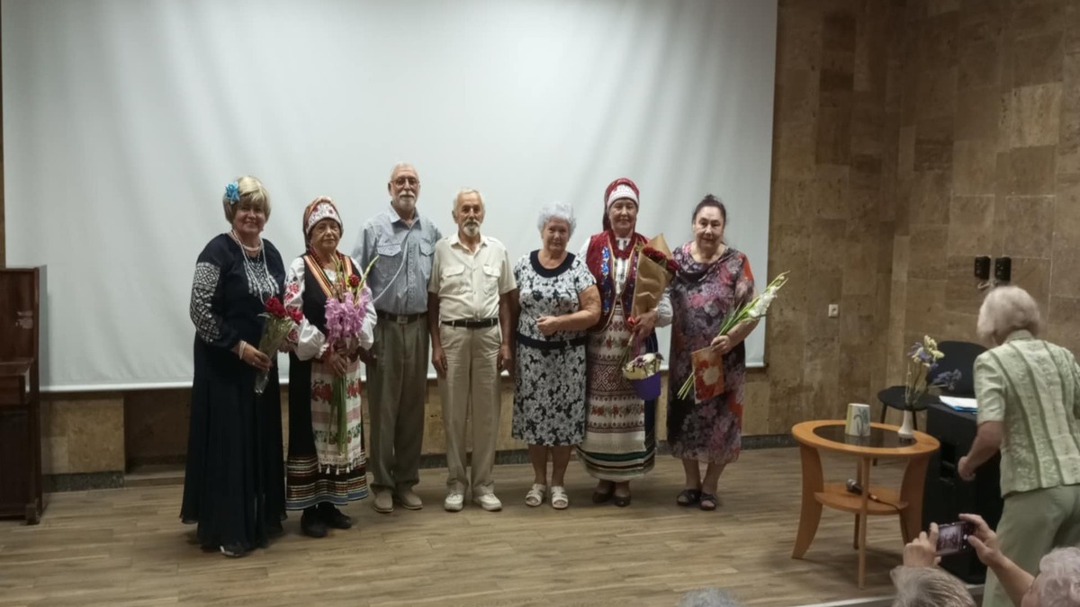 У музеї історії Кам’янського відбулися “посиденьки” з яскравим концертом