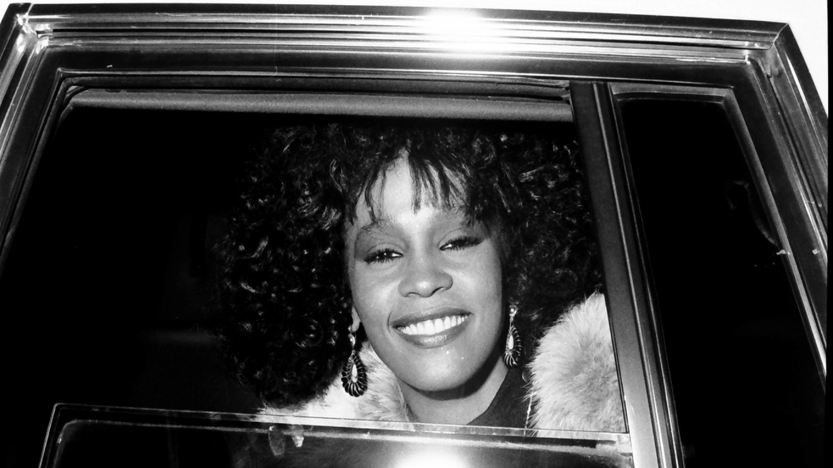 Культові речі Вітні Х’юстон підуть із молотка у Лос-Анджелесі