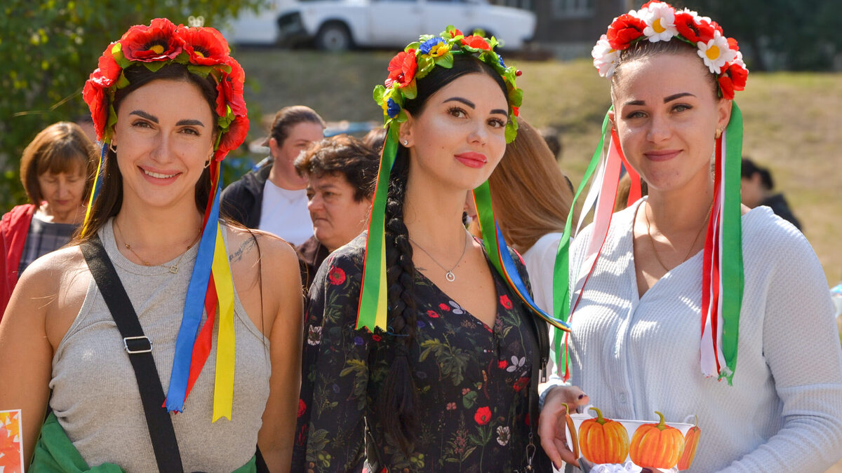 Разом до Перемоги: у Кам’янському ліцей перетворився на осередок єдності та допомоги