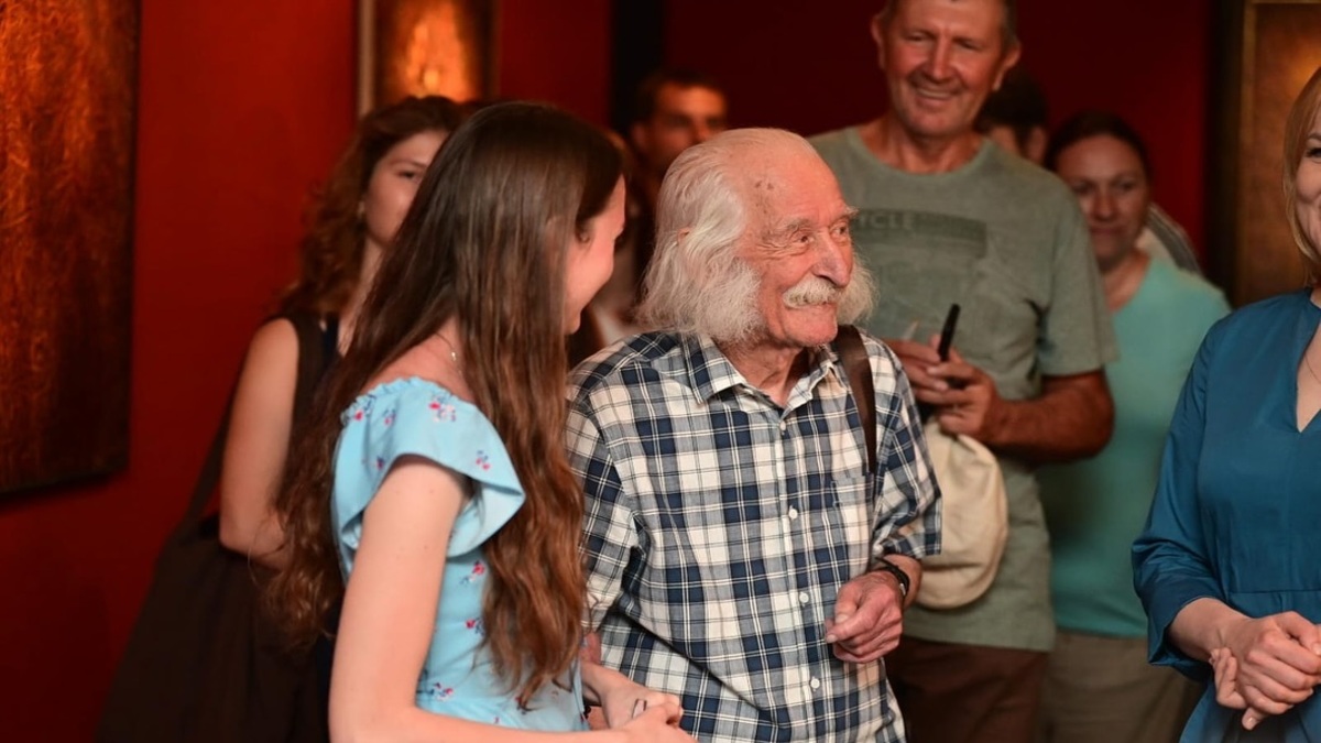 Народний художник Іван Марчук здивував киян своїм візитом на власну виставку