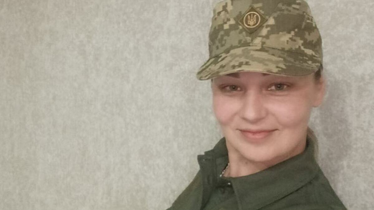 Письменниця з Кам’янського Яна Ловчинська приєдналася до ЗСУ