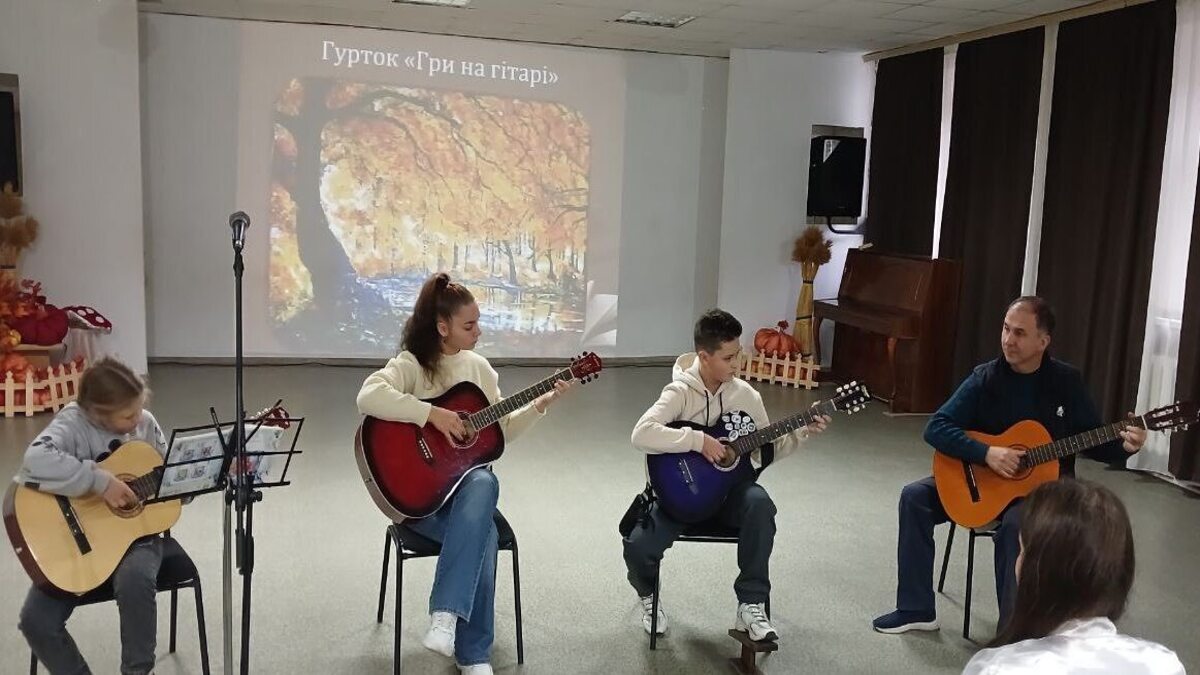 Свято пісні й слова: колектив “Диво” зачарував Кам’янське українською мелодією