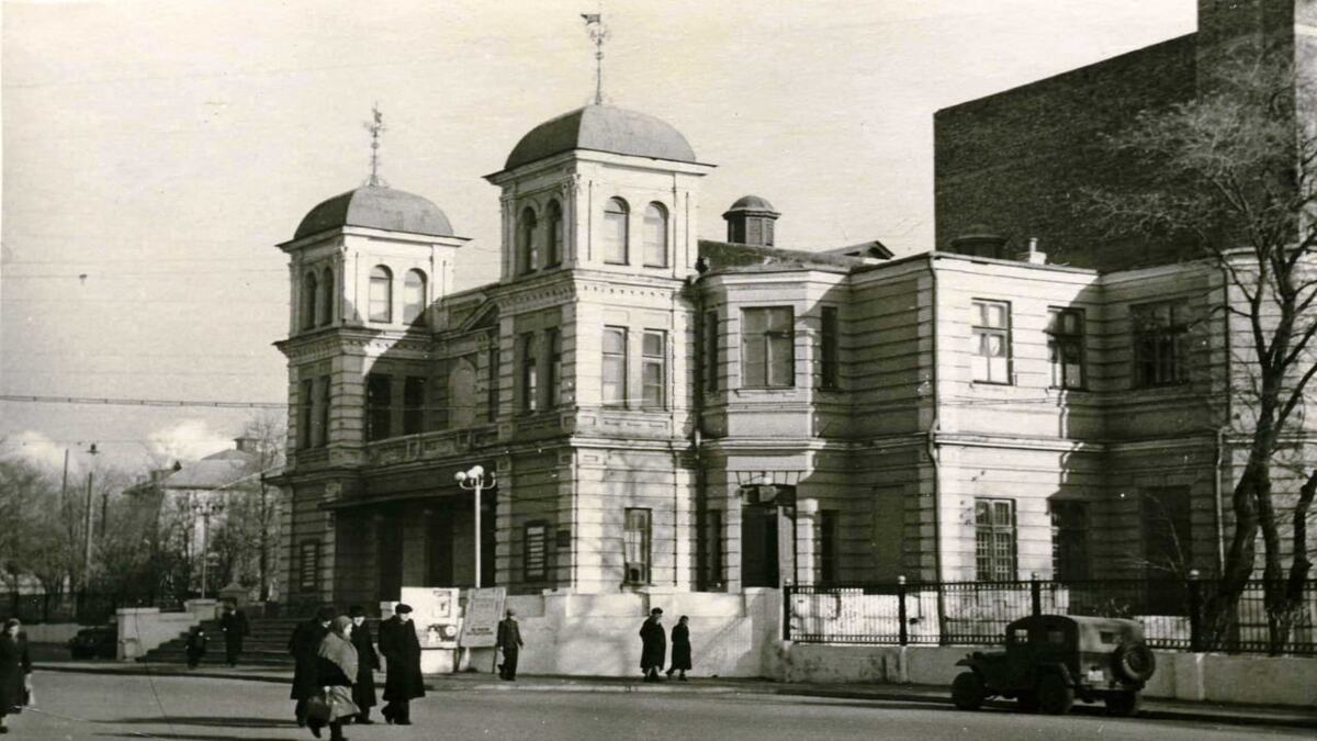 Три ювілейні дати відзначить Кам’янський театр ім. Лесі Українки у листопаді