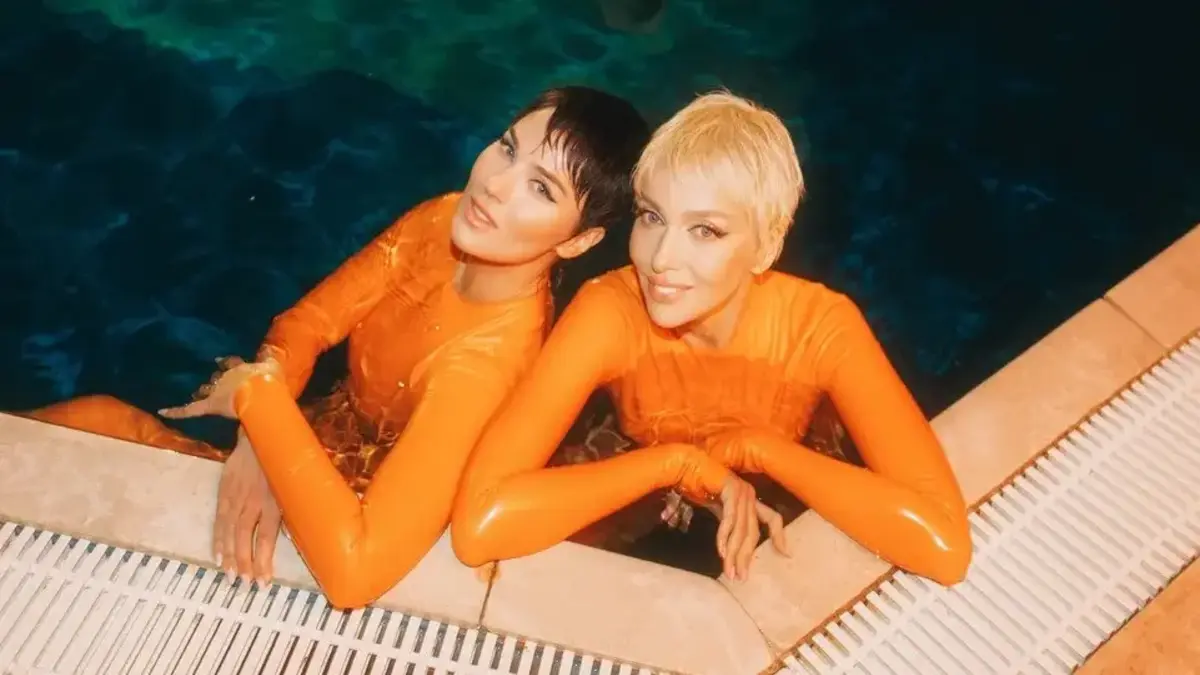 Оля Полякова та Маша Єфросиніна випустили спільний кліп