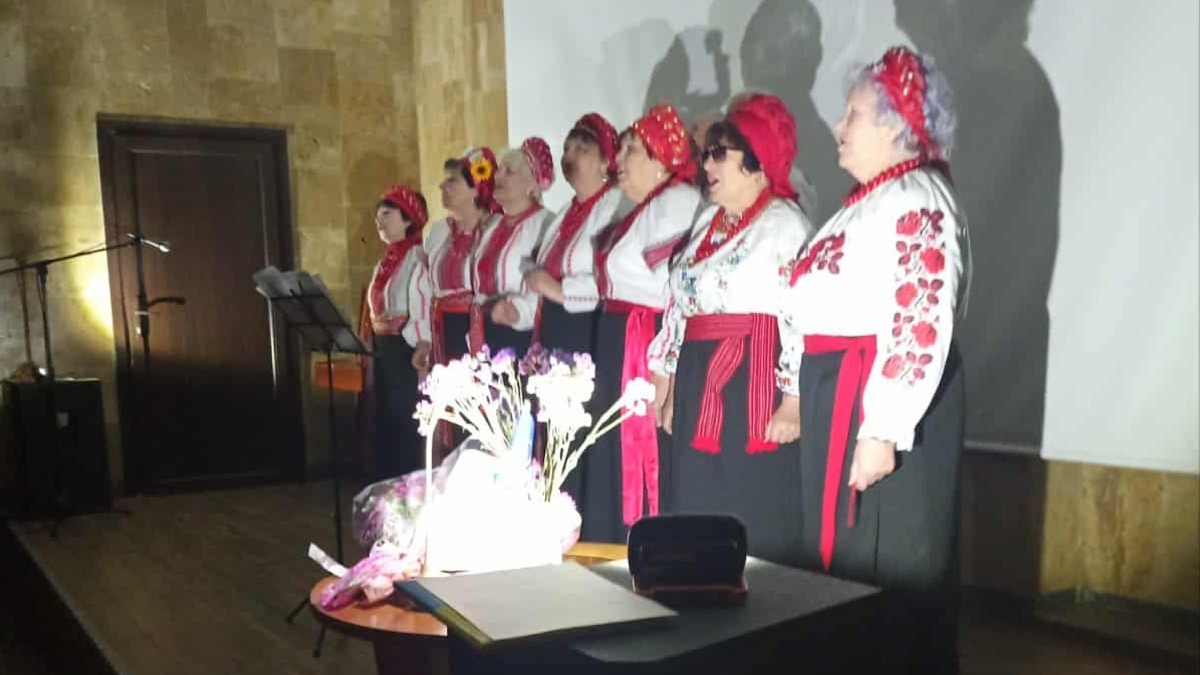 У Музеї історії міста Кам’янське відбулися “посиденьки” з піснею