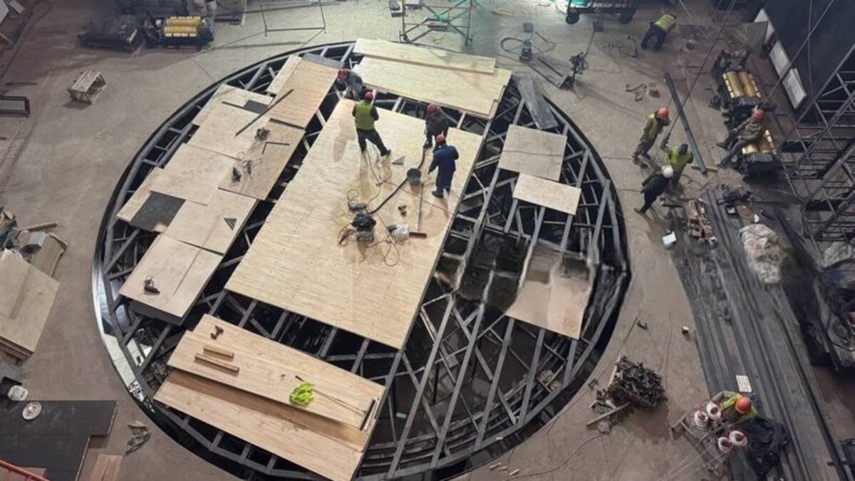 Росія готує цинічне “відкриття” маріупольського драмтеатру