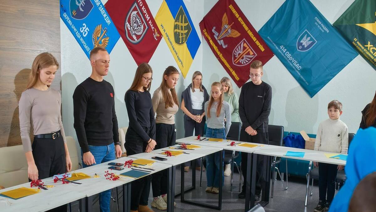 Память поколений: как молодежь Каменского почтила жертв Голодоморов