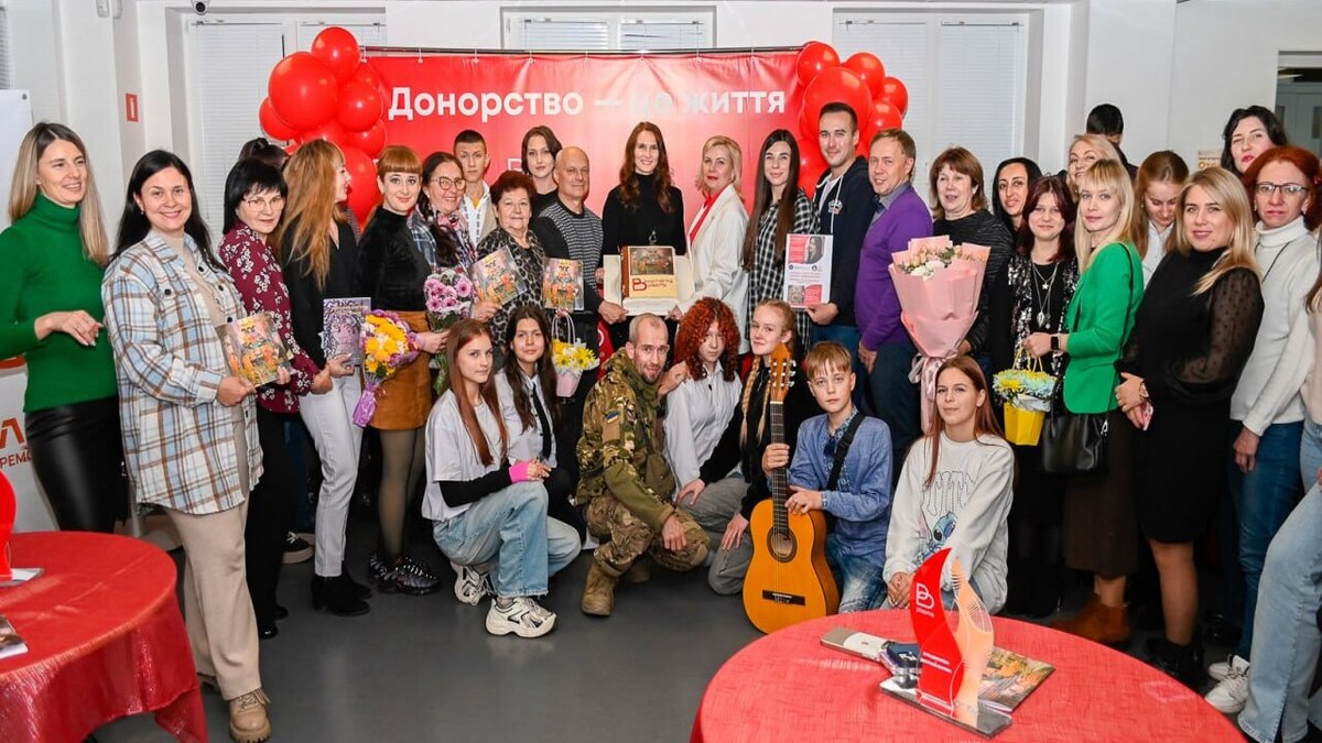 Нова книга Ганни Тимошенко: “Неймовірні пригоди” презентували у центрі “Biopharma Plasma”