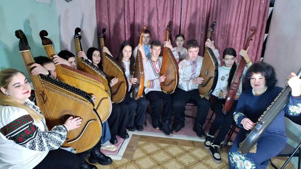 Мистецька соборність: учні вшанували пам’ять героїв та єдність держави