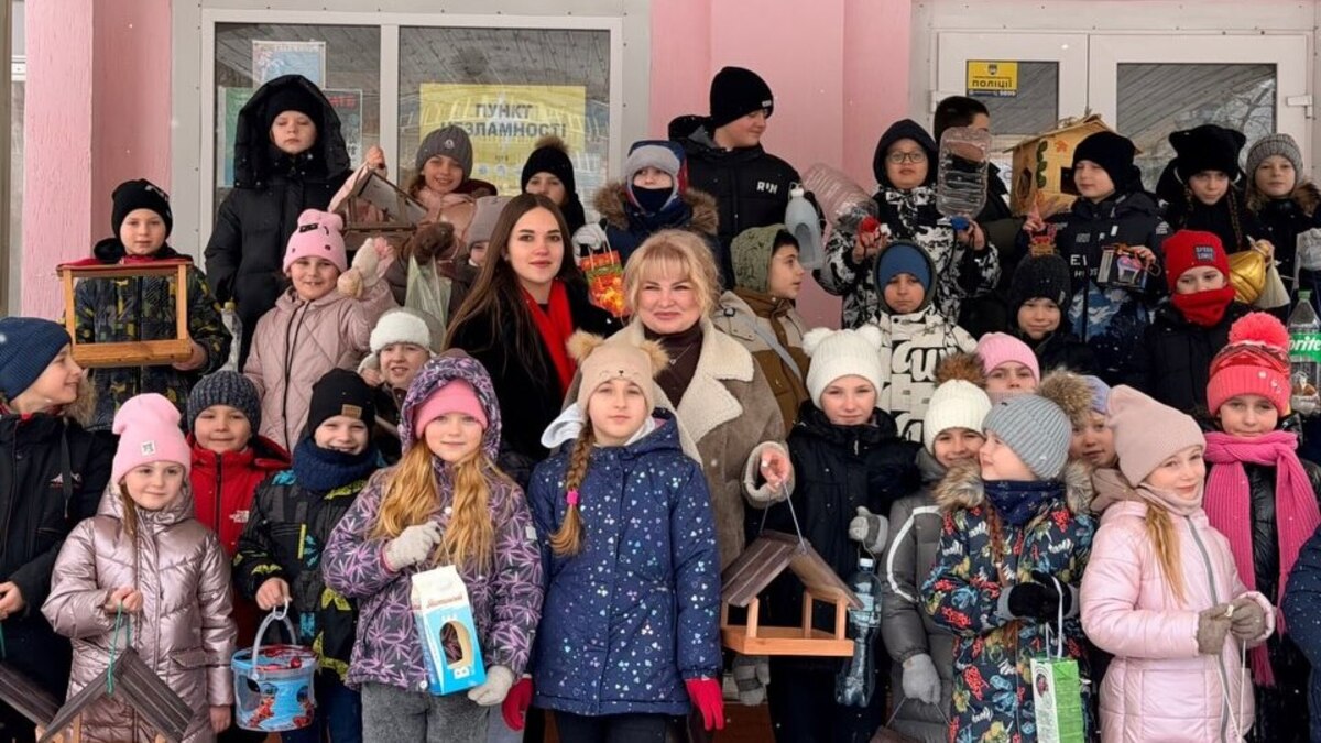 У Кам’янському дбають про пернатих: як пройшла екологічна акція за підтримки “Бджоли”