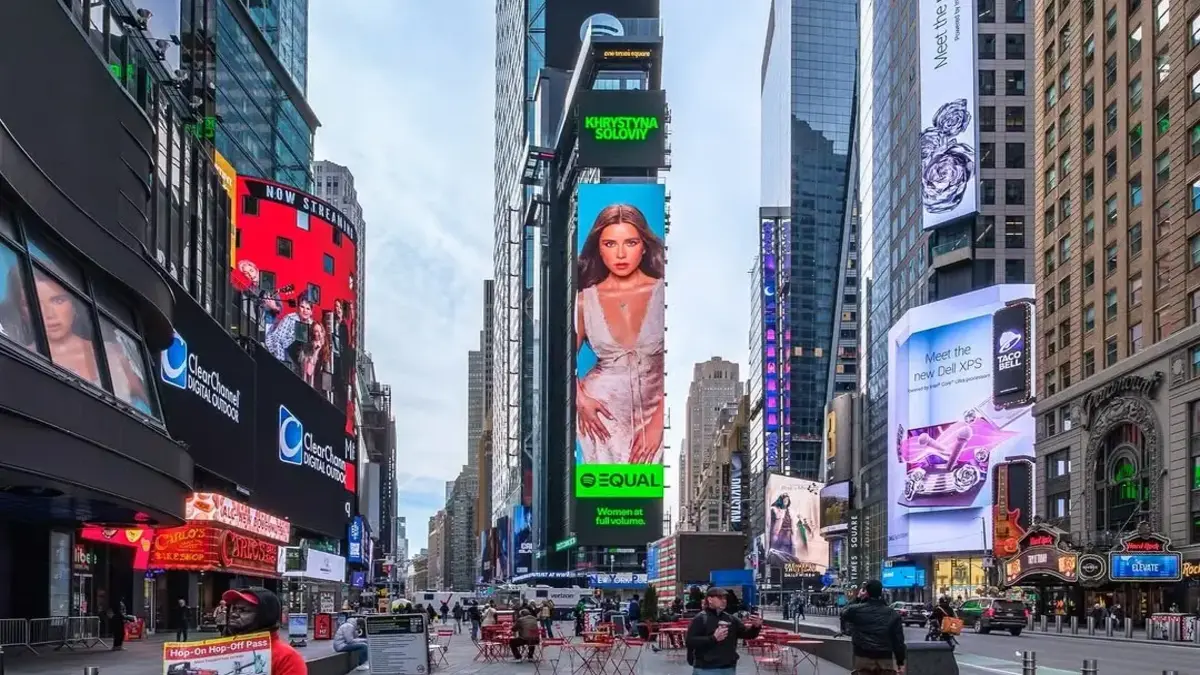 Українське обличчя на Таймс-Сквер: Христина Соловій підкорює Нью-Йорк