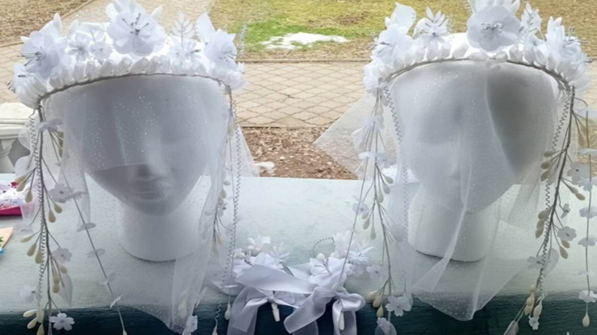 На Дніпропетровщині подарували нове життя старовинним прикрасам українських наречених