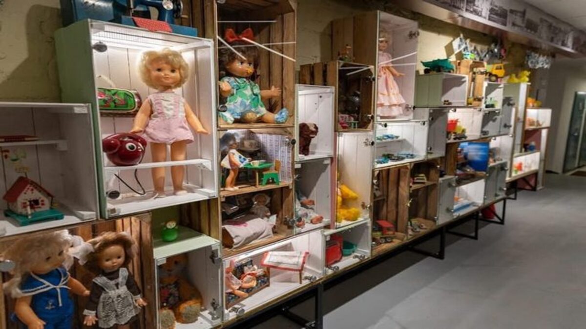 У Дніпрі відзначив 5-річчя унікальний “Музей Дитинства”