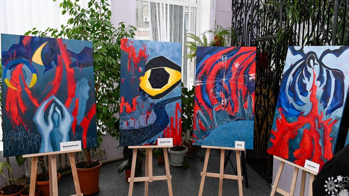 Картини з болю як спосіб говорити з загиблим сином