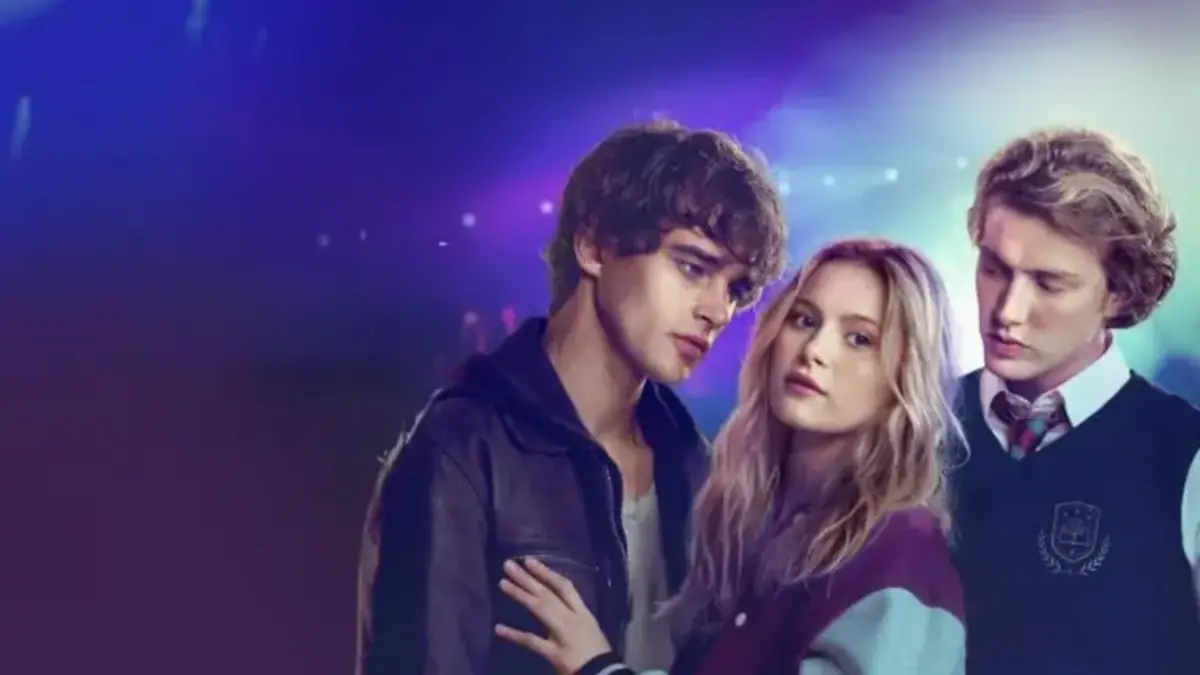  Нова романтична драма для фанатів “Макстон-Холлу”, що підкорює TikTok