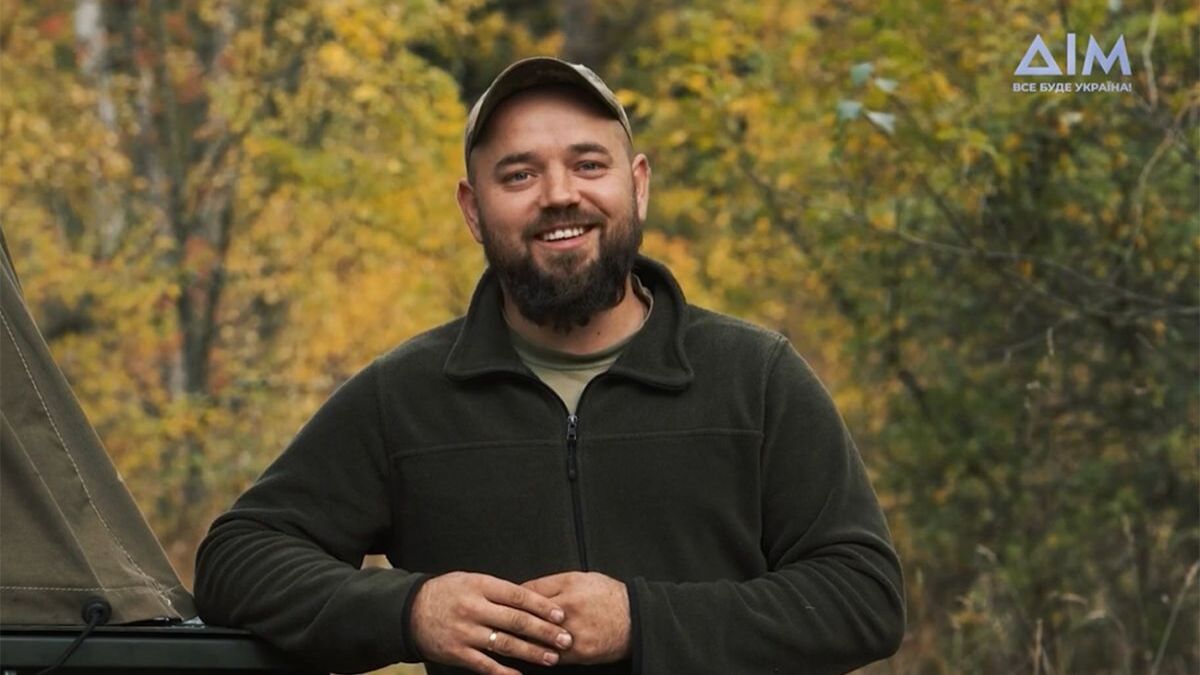 Людина-оркестр на фронті та на сцені: історія захисника Андрія Михайлюка (відео)