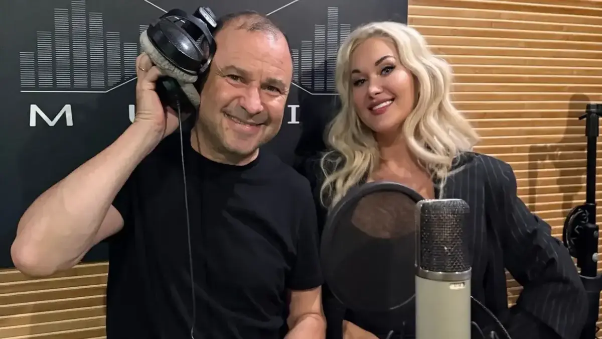  Катерина Бужинська та Віктор Павлік презентували дуетну версію легендарної лірики